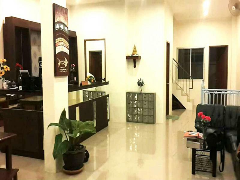 Hotel At 3*